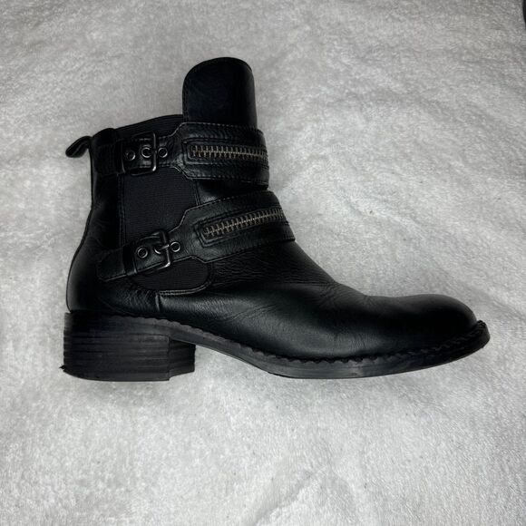 Gentle Souls by Kenneth Cole Women's Barnaby Black Moto Ankle Boots Sz 7.5 - Picture 1 of 14